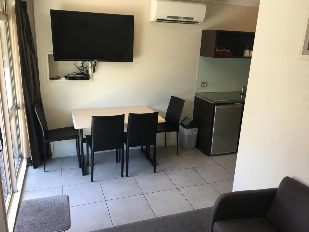Abaco On Jervois Motel Оукланд Екстериор снимка